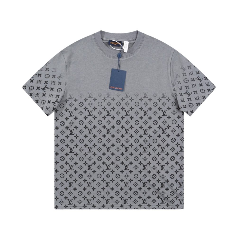 Louis Vuitton 230,000 new T-shirts for spring and summer