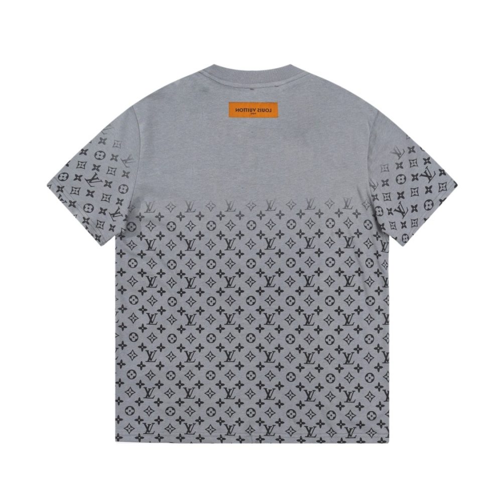 Louis Vuitton 230,000 new T-shirts for spring and summer