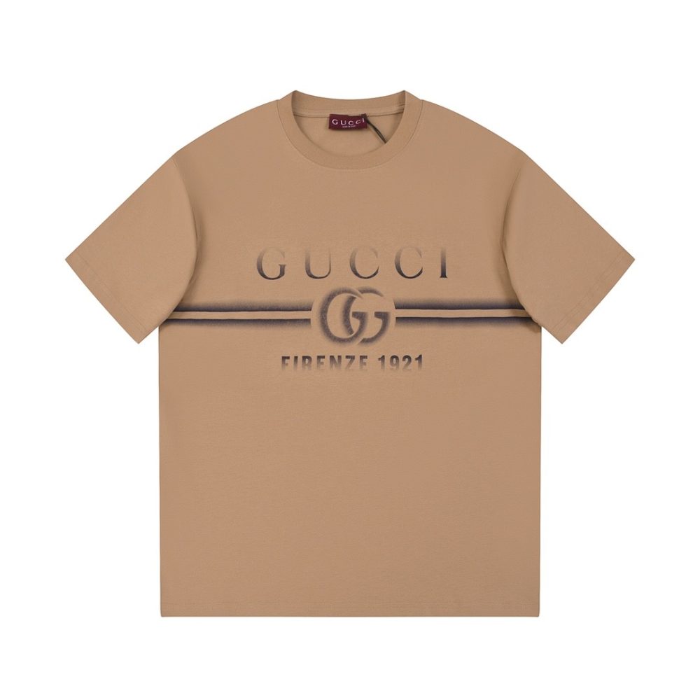 Gucci Gradient Letter Logot shirt