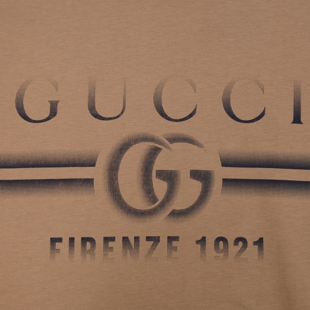 Gucci Gradient Letter Logot shirt