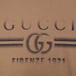 Gucci Gradient Letter Logot shirt