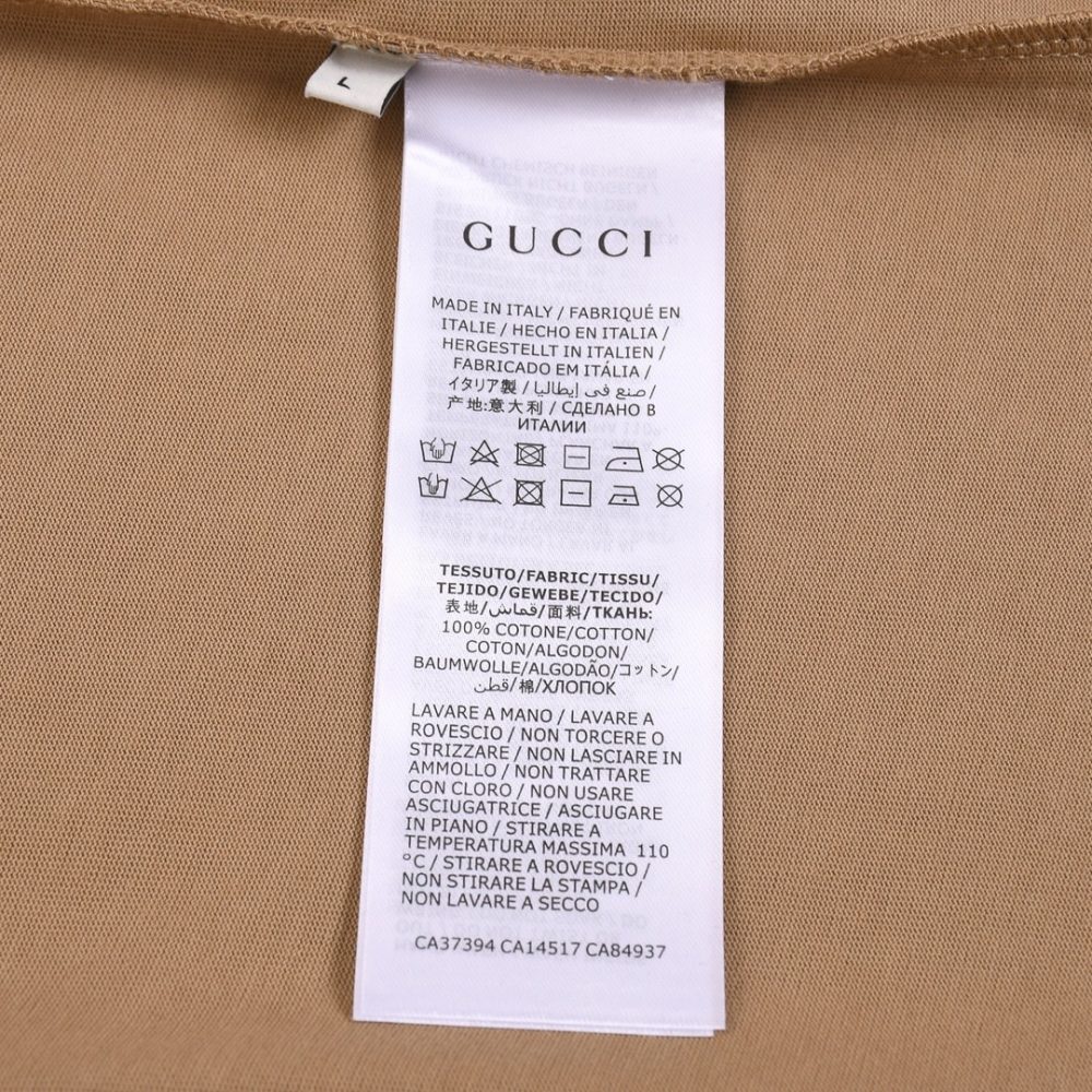 Gucci Gradient Letter Logot shirt