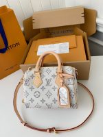 Louis Vuitton Speedy Bandouli ère 20 M24709  Size：20.5*13.5*12cm