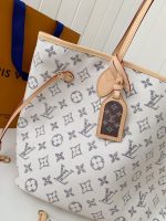 Louis Vuitton Neverfull medium handbag M24905  Size：31*28*14cm