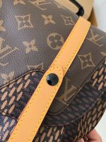 Louis Vuitton Medium-sized men’s matching colored backpack  M40350  Size：38*44*21cm