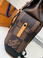 Louis Vuitton Medium-sized men’s matching colored backpack  M40350  Size：38*44*21cm