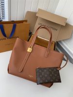 Louis Vuitton Low Key Cabas Mid -number Handbag M25343 Size: 30*14*47cm