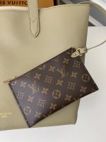 Louis Vuitton Low Key Cabas Mid -number Handbag M25343 Size: 30*14*47cm