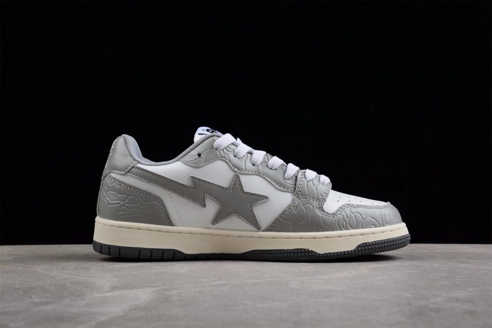 Bape Sta Low-Top Sneakers In White And Gray